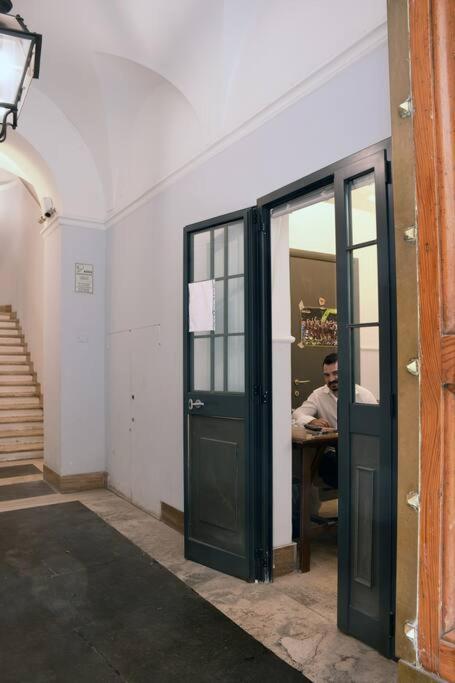 Piazza Di Spagna Home - Family Apartment Рим Экстерьер фото